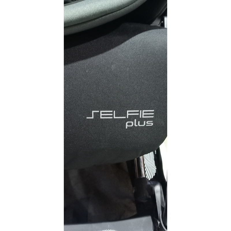 Коляска прогулочная Peg Perego Selfie Plus Metal