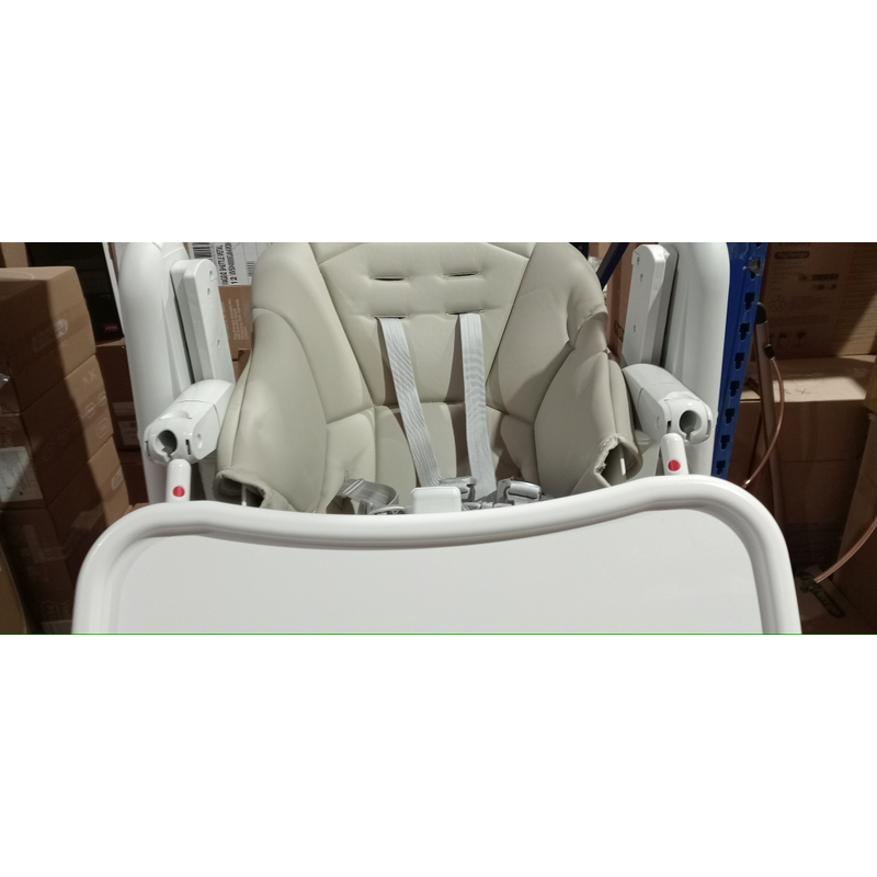 Стульчик для кормления Peg Perego Tatamia Follow Me Astral