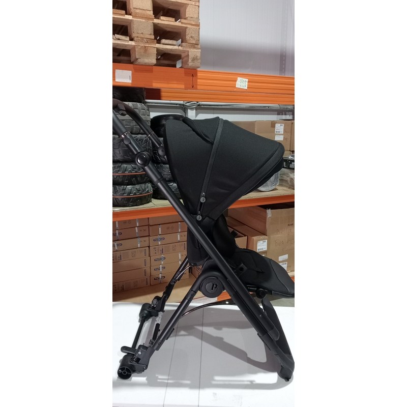 Коляска прогулочная Peg Perego Veloce TC True Black