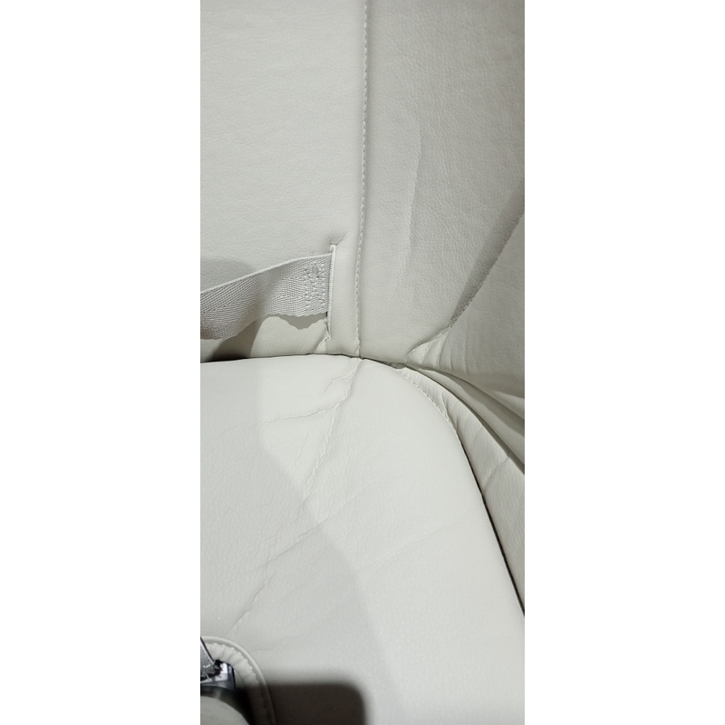 Стульчик для кормления Peg Perego Living Space Sand