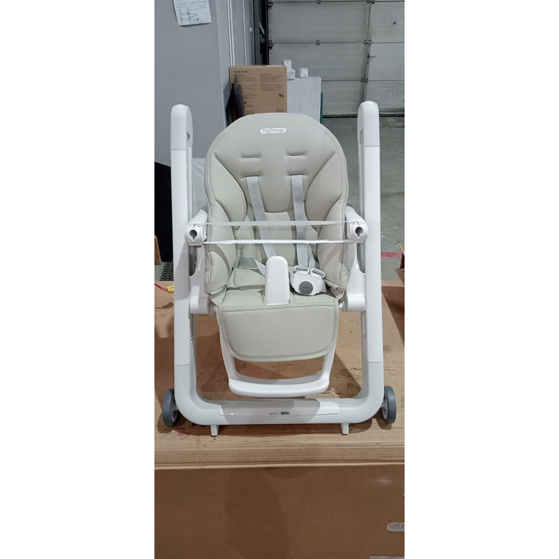 Стульчик для кормления Peg Perego Siesta Follow Me Astral