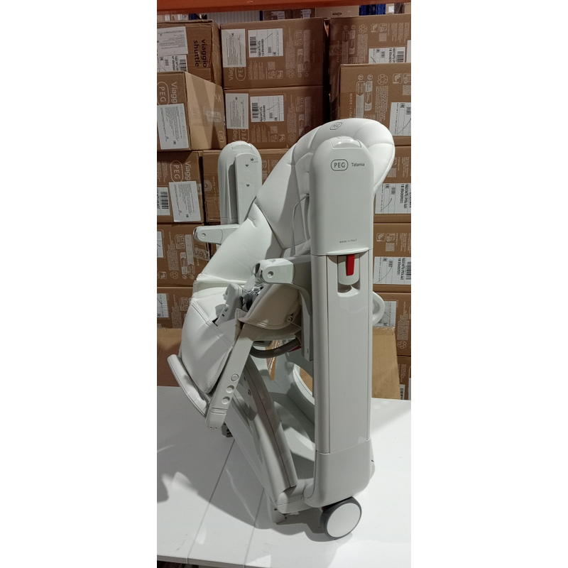 Стульчик для кормления Peg Perego Tatamia Follow Me Latte New