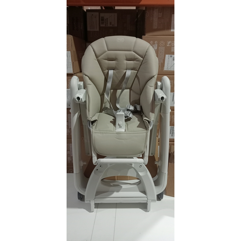 Стульчик для кормления Peg Perego Tatamia Follow Me Astral